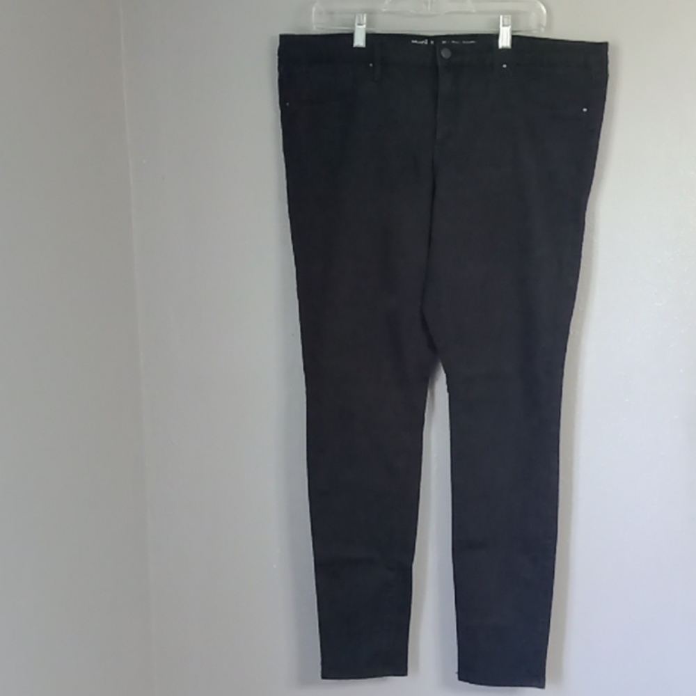Mossimo Mid-Rise Black Jegging size 18